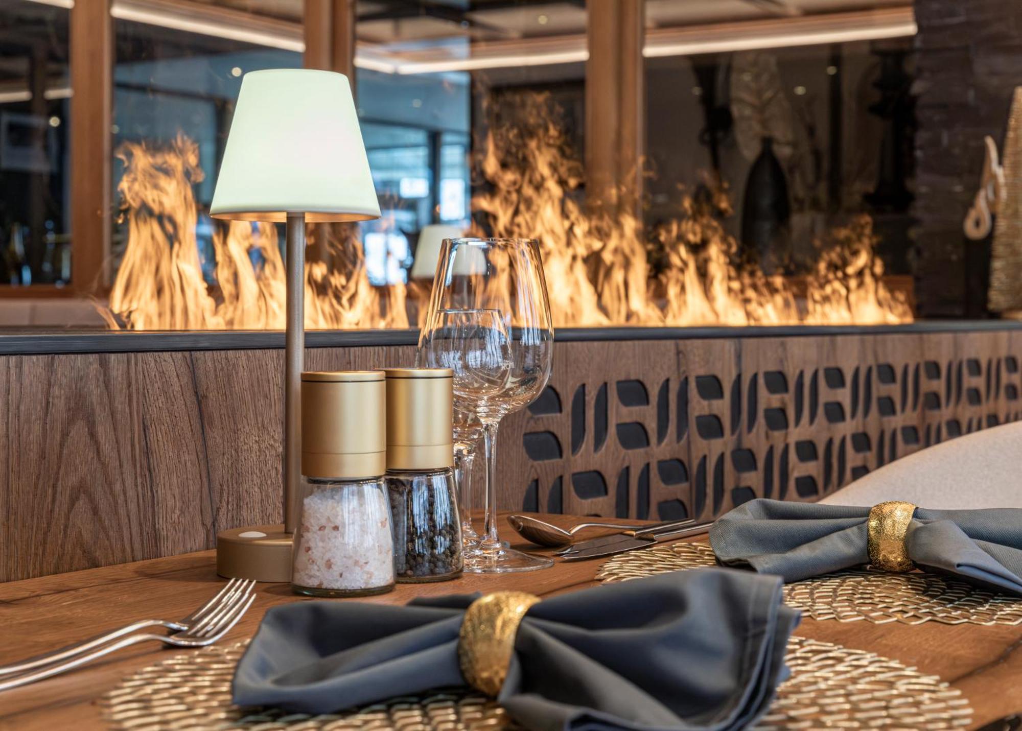 אישגל Hotel Gramaser מראה חיצוני תמונה